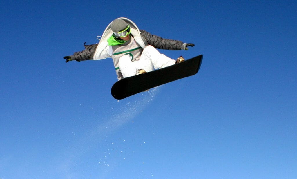 Man snowboarding